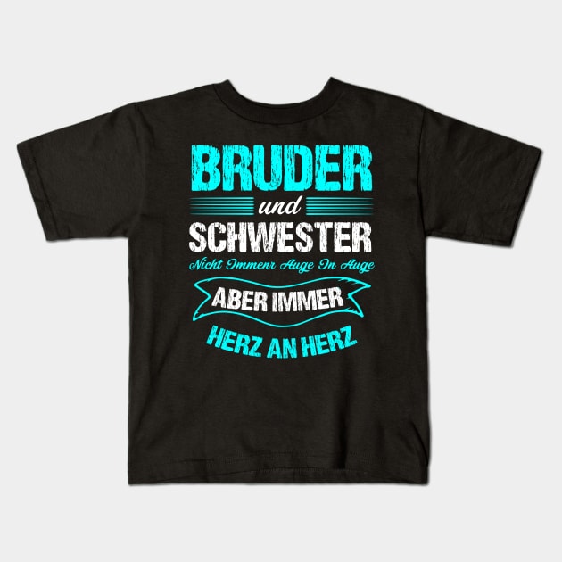 Bruder und Schwester Herz an Herz Kids T-Shirt by HBfunshirts